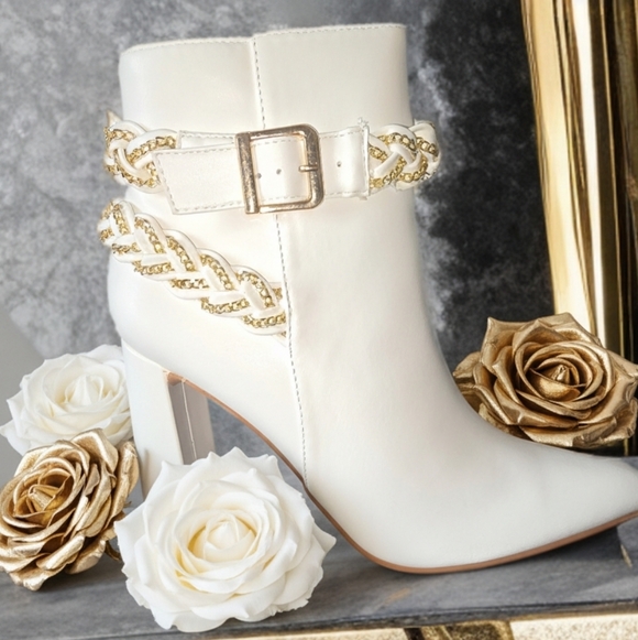 Elegant White and Gold Women's Ankle Boots - Picture 1 of 6